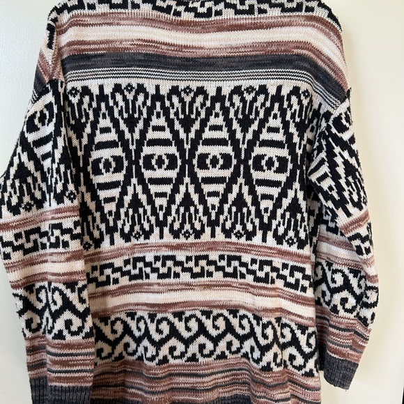 Lucky Brand Adorable Patterned Cardigan- Size Medium - Picture 5 of 5